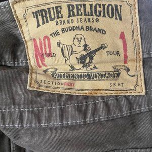 True Religion RN#112790 CA#57414 RICKY size 34